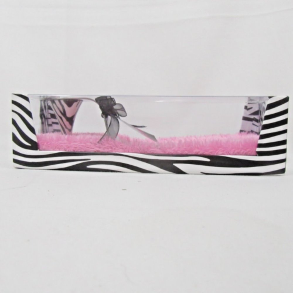 Zebra shoe cake cutter